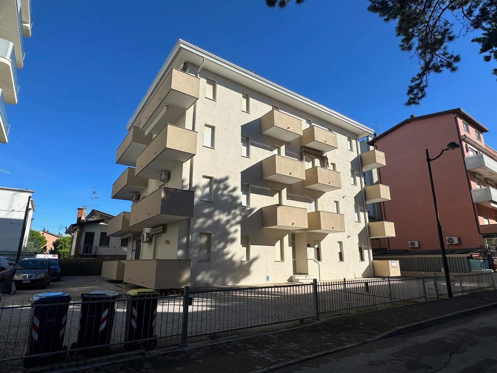 Condominio Cristina - Agenzia Cocal Каорле Екстериор снимка