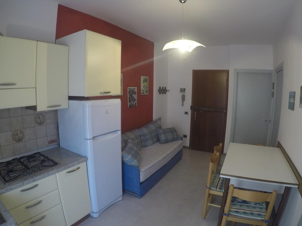 Condominio Cristina - Agenzia Cocal Каорле Екстериор снимка
